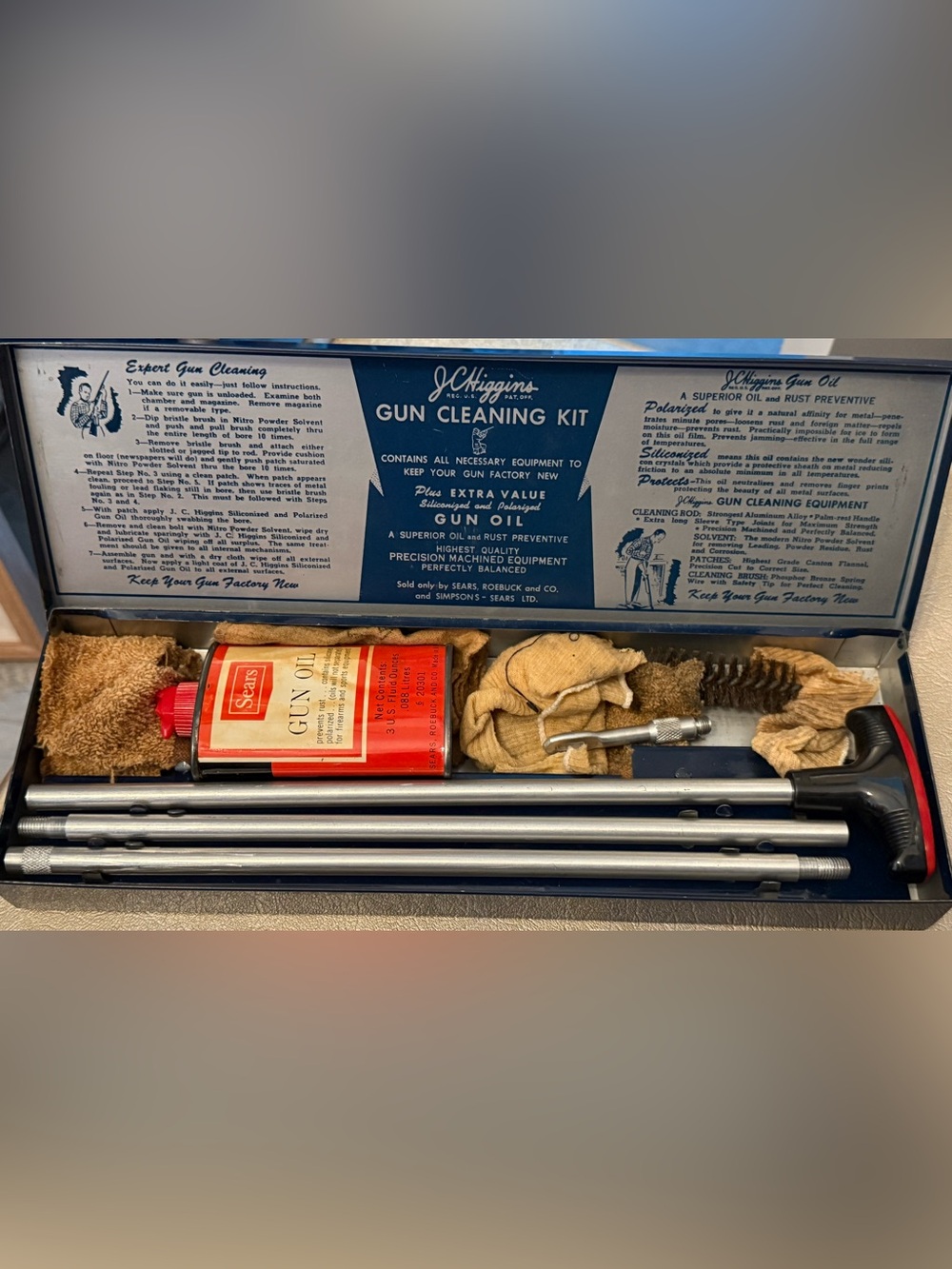 Men’s Gun Cleaning Kit with Red Gun Oil